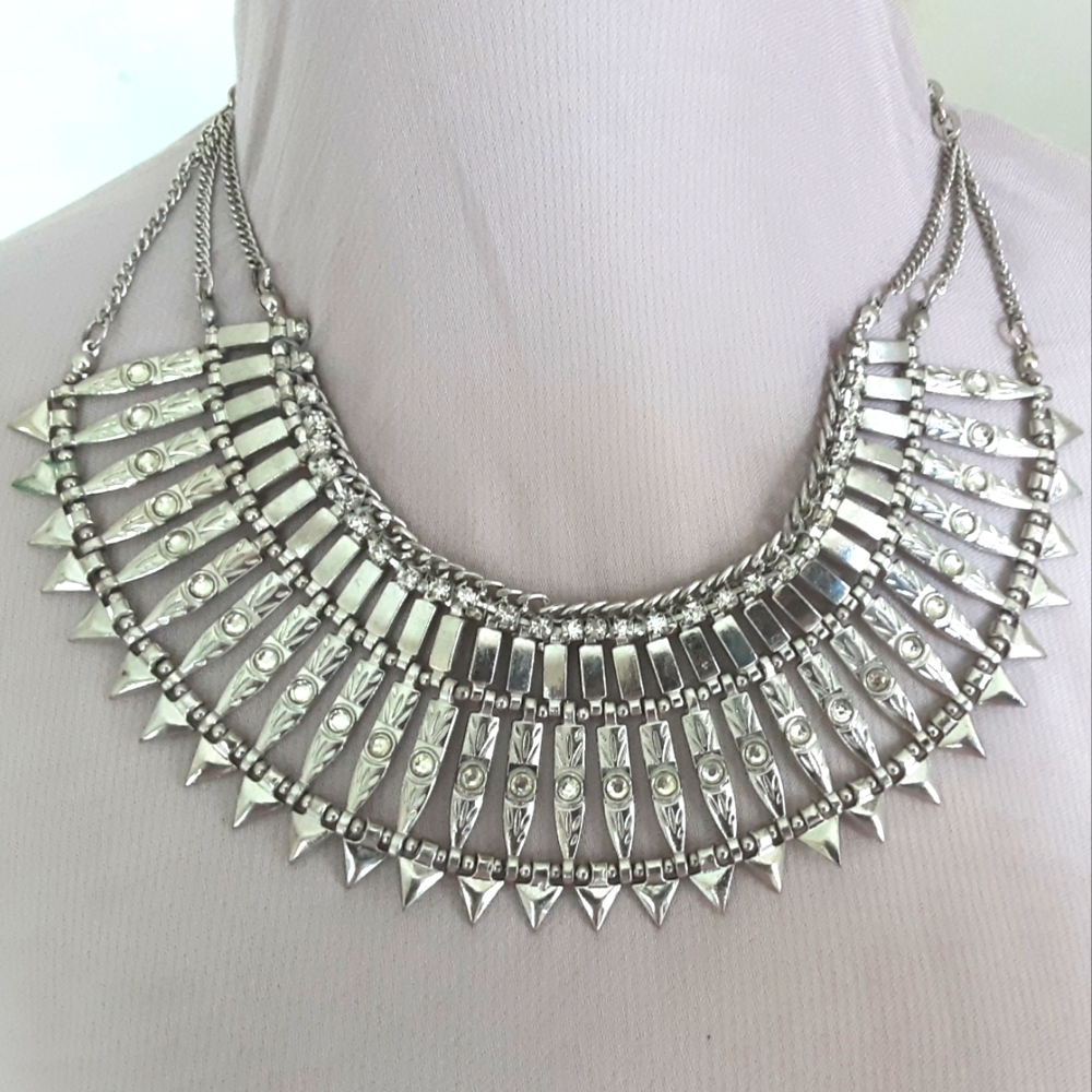 Heavy Metal Silver Tone Rhinestone Statement Bib Necklace. 18" - Picture 2 of 8